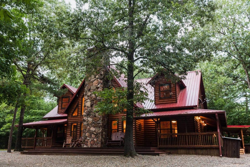 Broken Bow Vacation Rental | 4BR | 4BA | 3,048 Sq Ft | Stairs Required