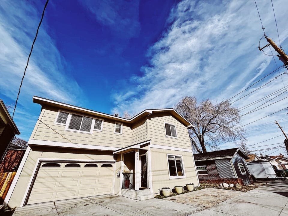 Located in Midtown-old southwest Reno! Walking distance to main attractions. 