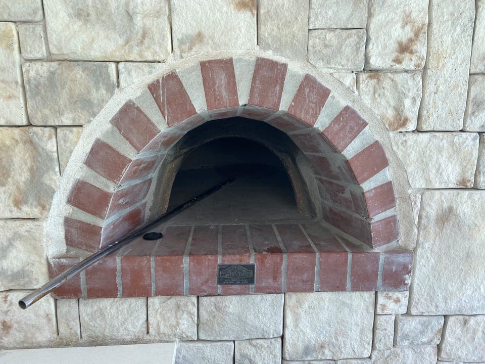 Pizza Oven