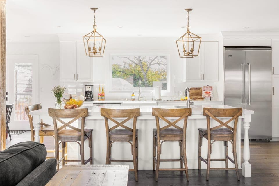 Seating for five around the large kitchen island.