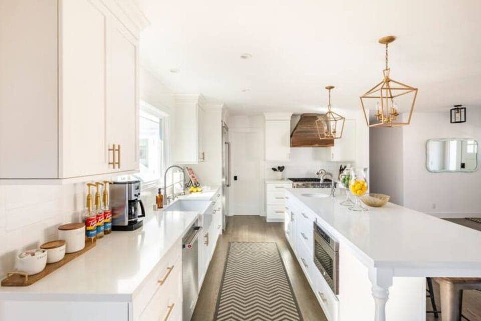 Prep sink in island means there are never too many cooks in the kitchen.