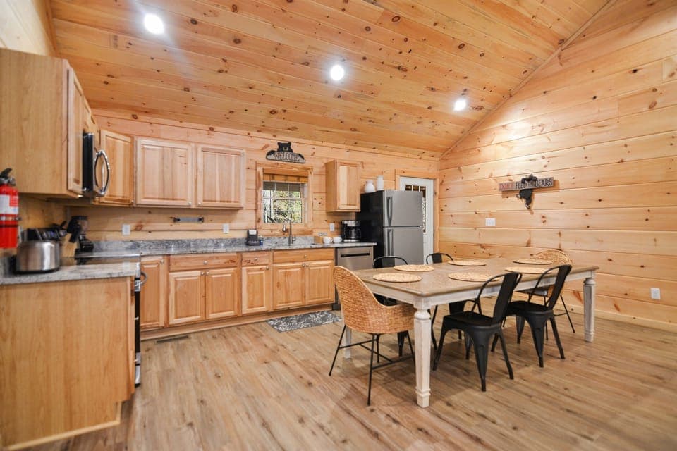 Kitchen/Dining
