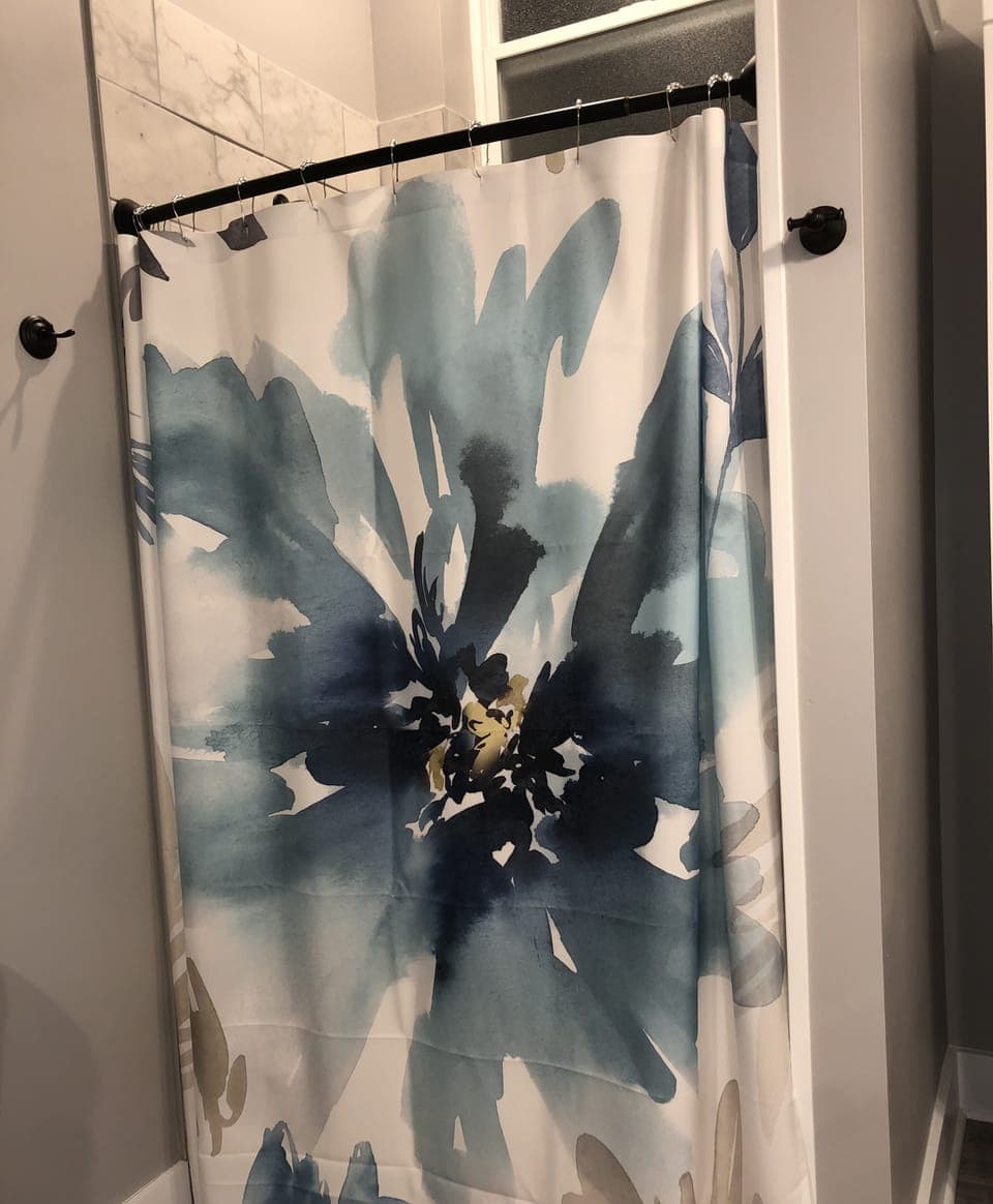 Large shower, but no bath tub!