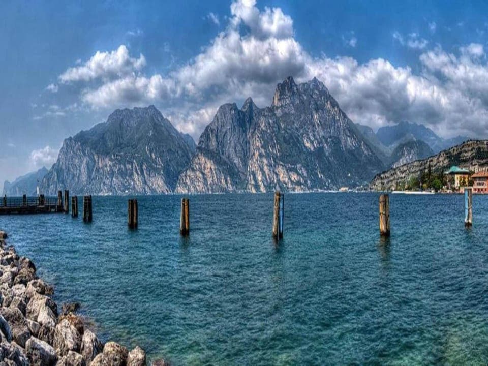 Region [summer] (>5 km)