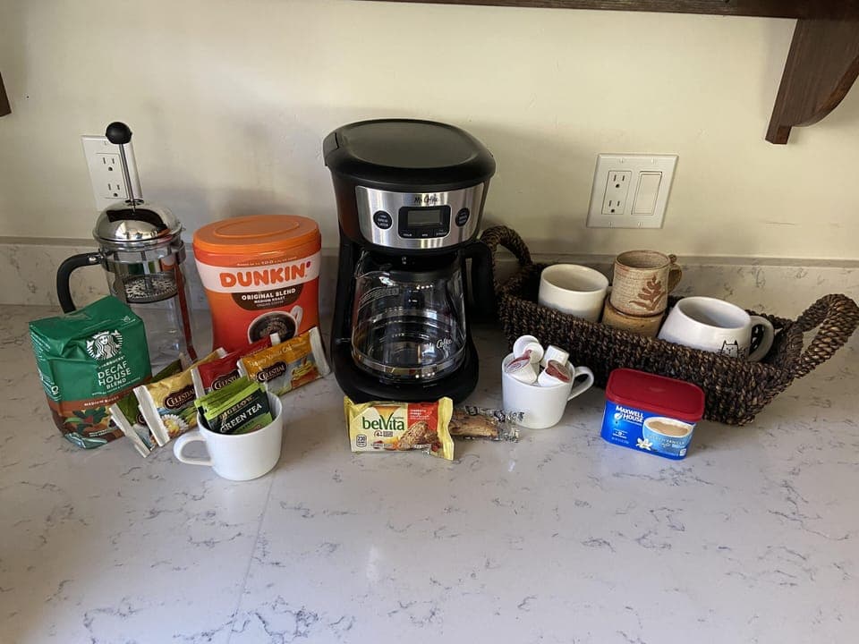 Coffee bar, including decaf coffee and teas
