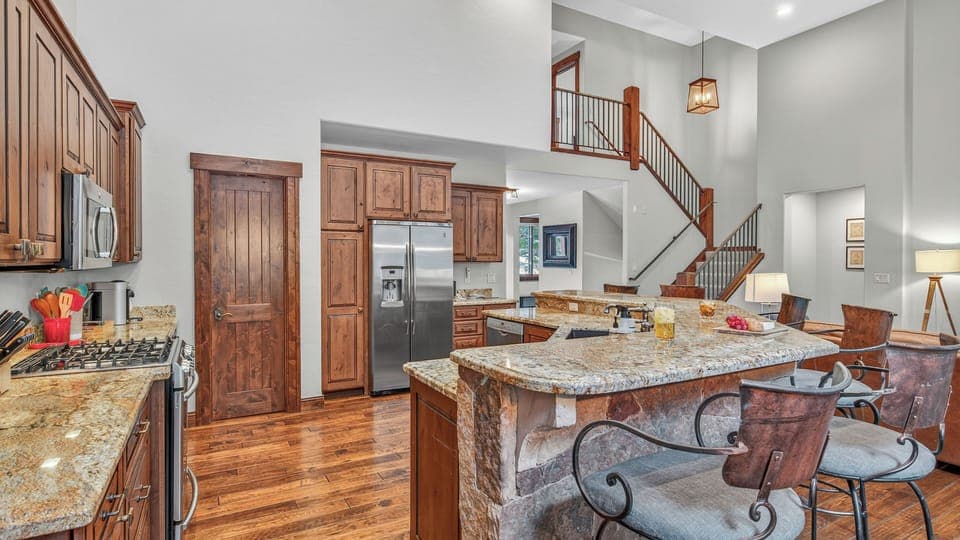 Kitchen, Main Level