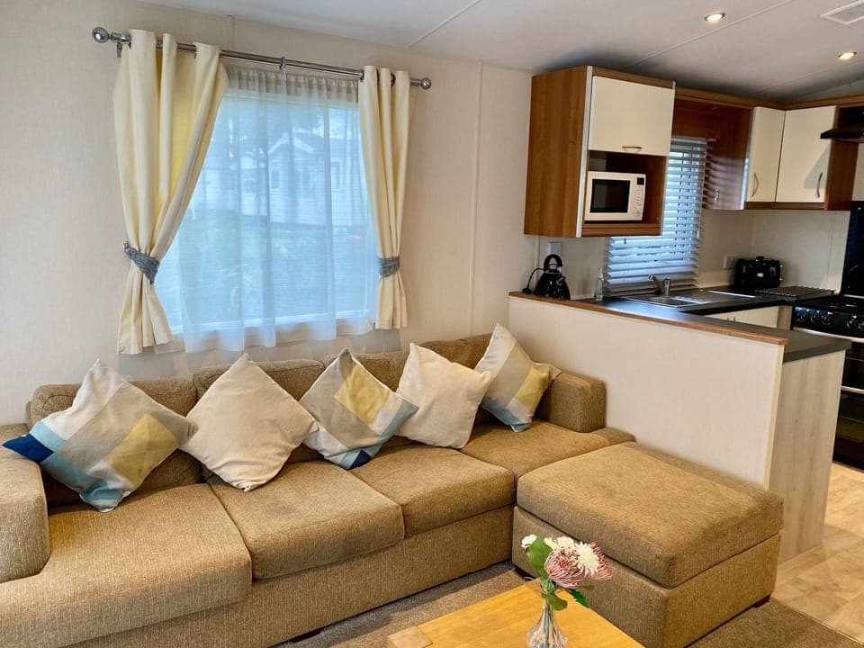 Lounge sofa towards kitchen