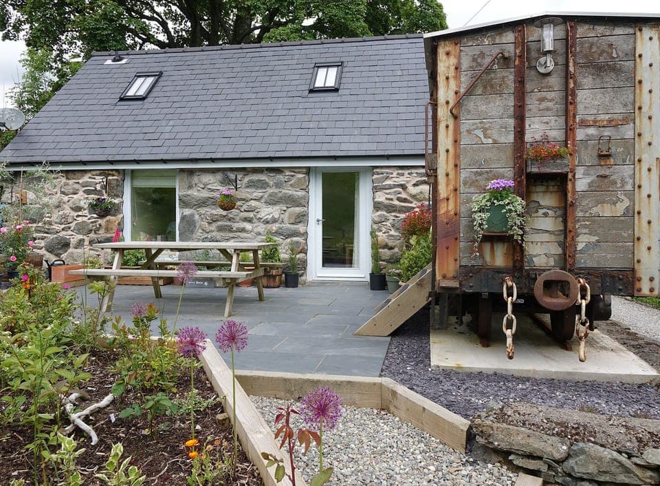 Y Lle Hysbys guest annexe