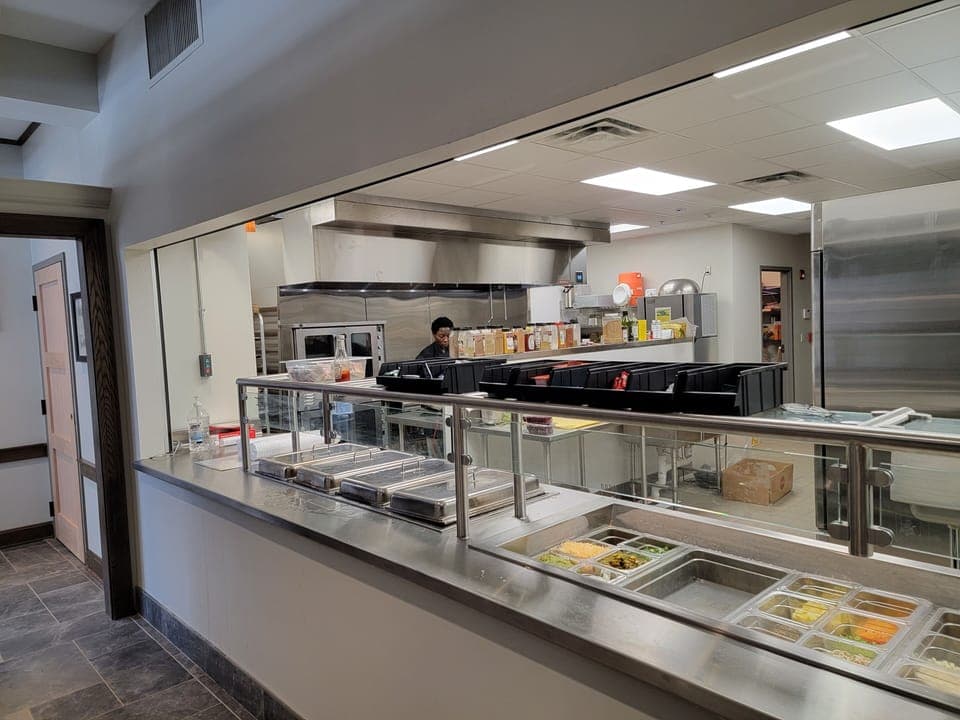 commercial kitchen not open to guests -- only available thru caterer