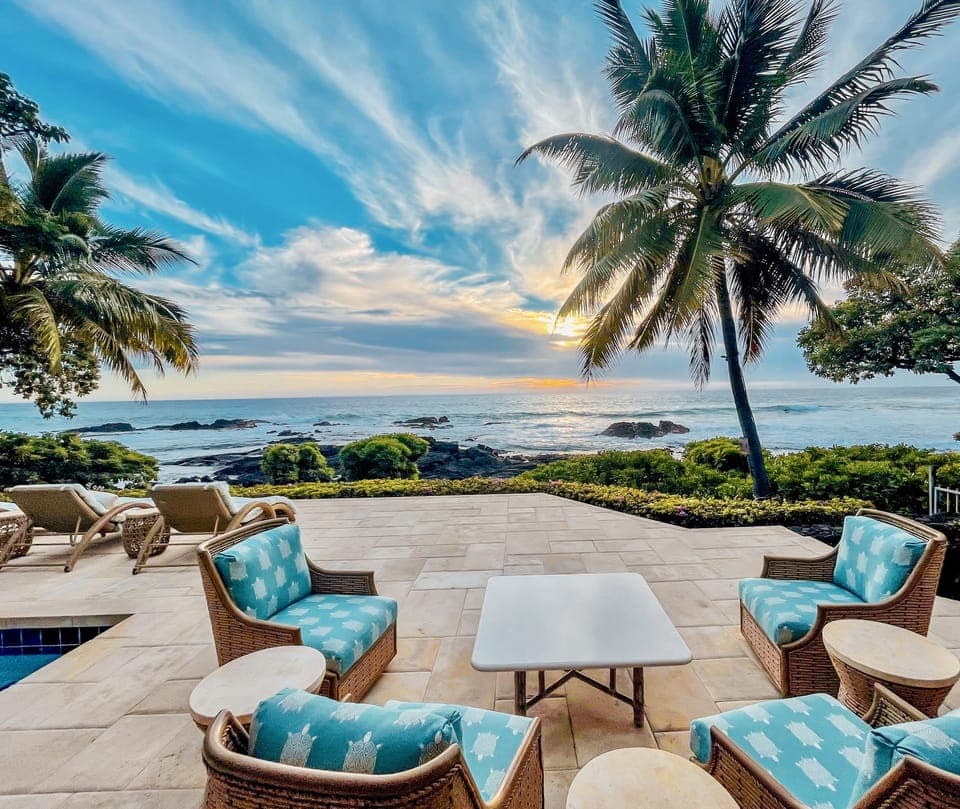 Indulge in Paradise-Kona Beach Estate's Prime Oceanfront location