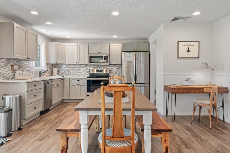 Family meals or time with friends can be spent around the farmstyle table.