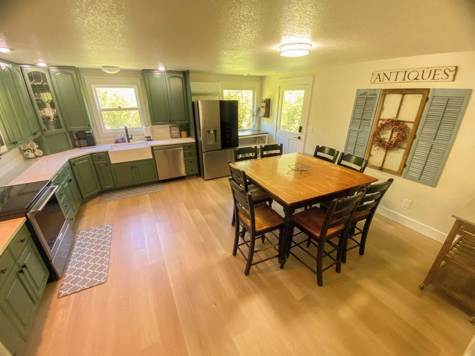 Large kitchen. Seating for 10 with movable buffet, large farmhouse sink