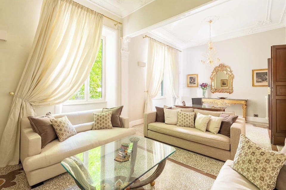 Welcome to Elegante with a beautifully appointed large living room and elegant furnishings.
