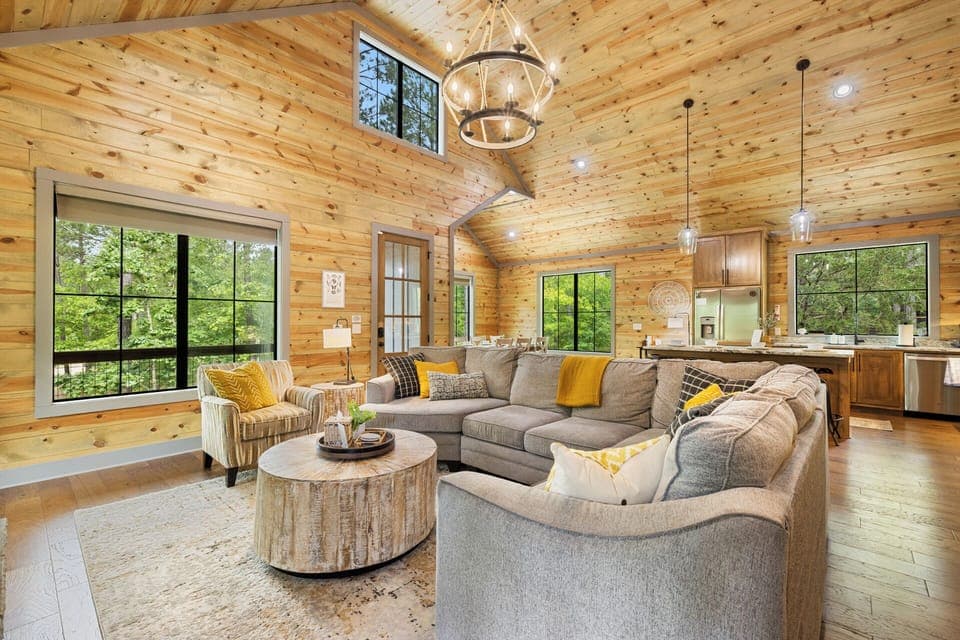 Lose yourself in the beauty of the treetops from the comfort of your own cabin retreat. 