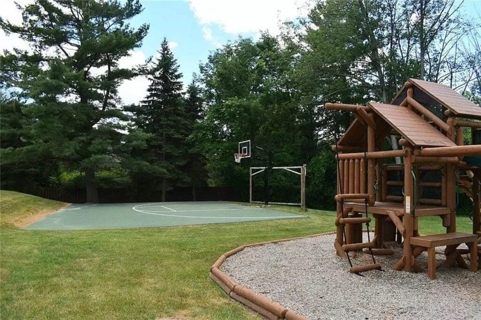 Sport court