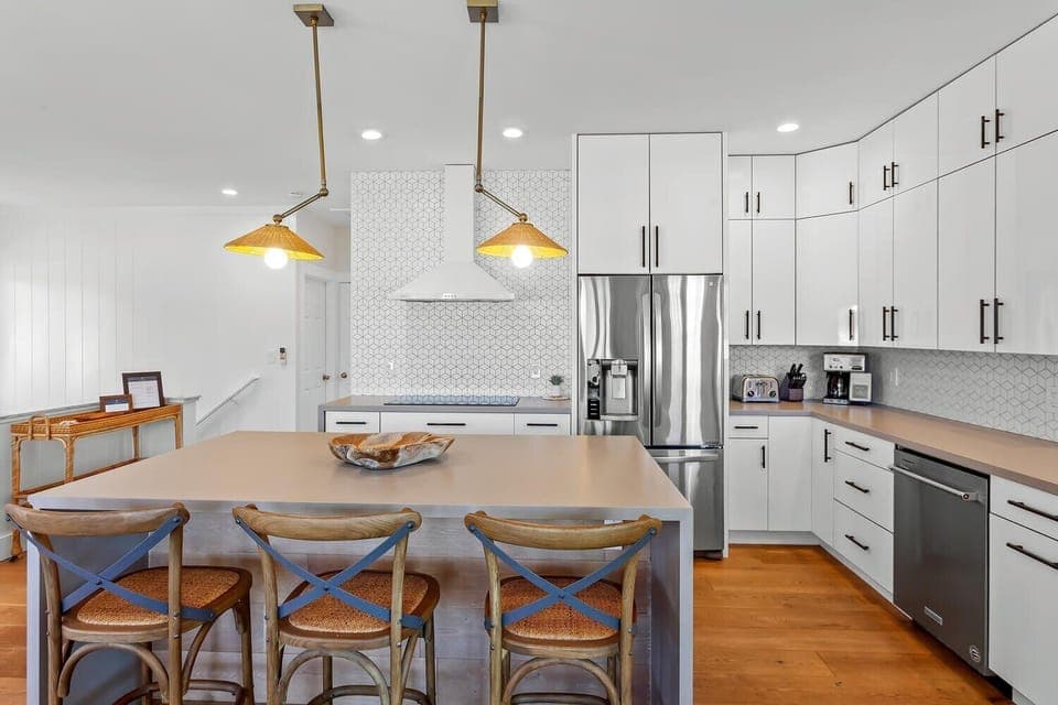 Bar seating for quick bites