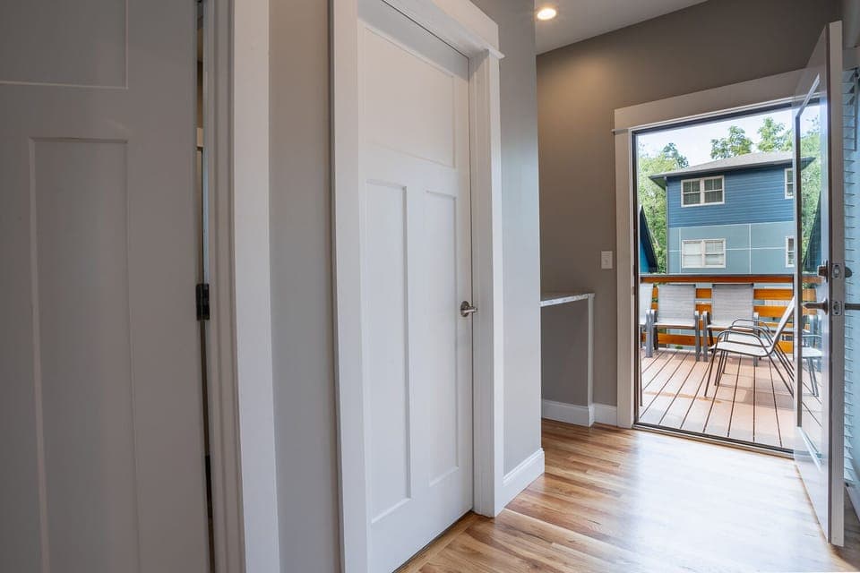 Second Floor Landing w/ Access to Deck