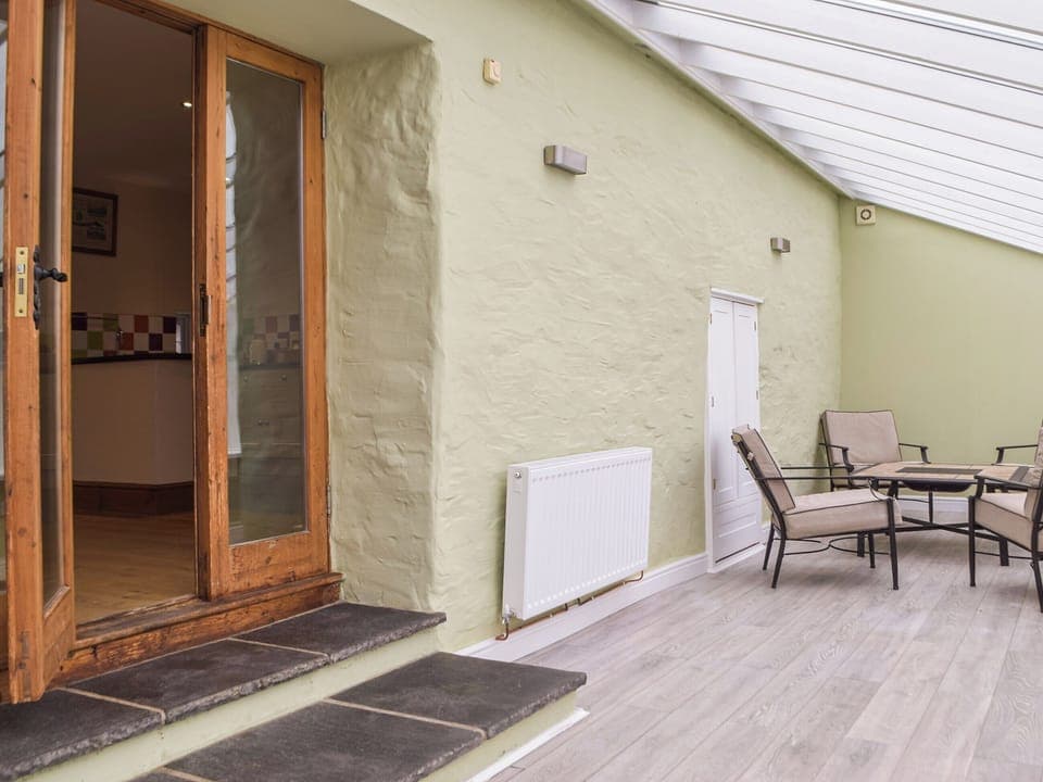 Conservatory | Y Glowty, Maenclochog