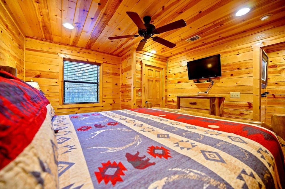 2nd King bedroom on the Main Level