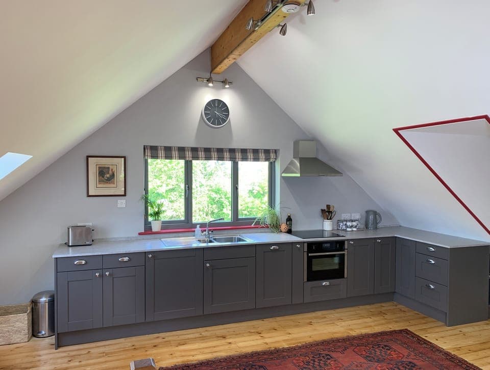 Kitchen with fully integrated fridge, dishwasher & cooker