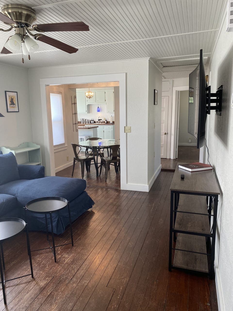 Large flat screen SmartTV in living room