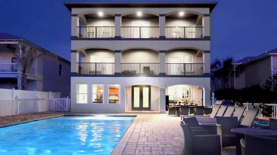 Gorgeous Night Views In the Backyard