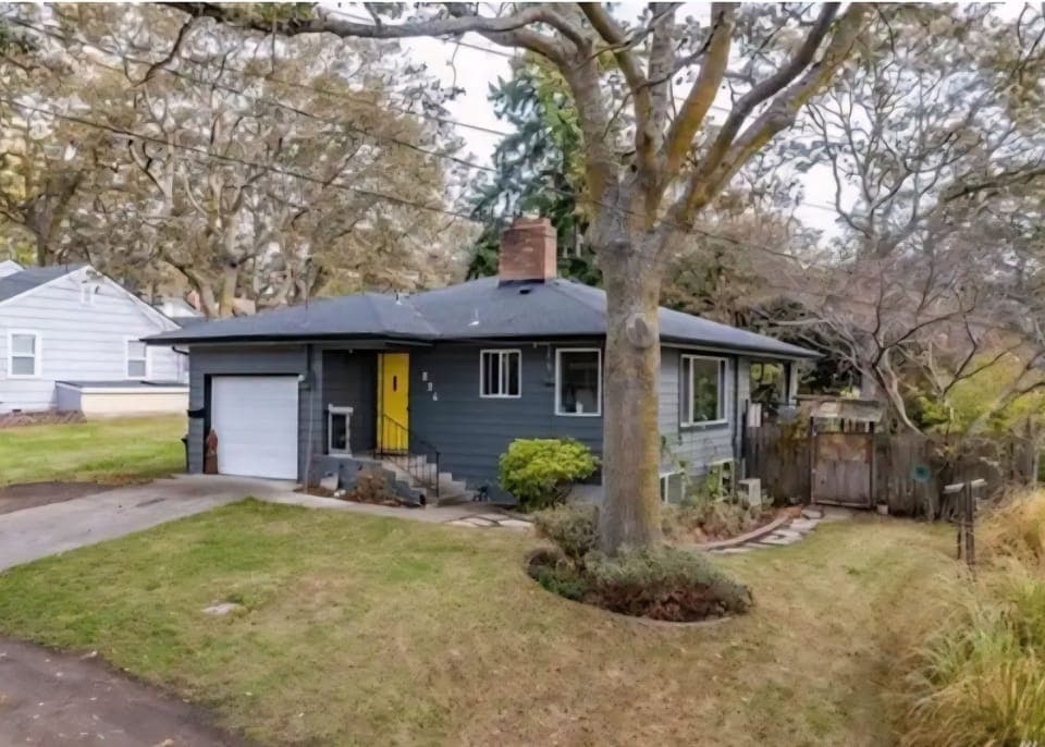 front of house, side yard has changed.