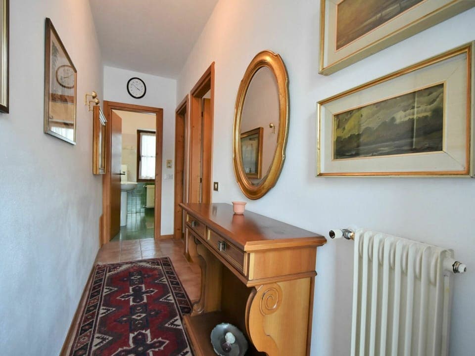 Picture Frame, Property, Cabinetry, Furniture, Building, Drawer, Table, Mirror, Wood, Interior Design