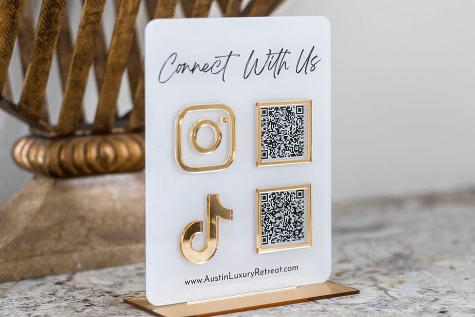 Virtual tour and promos available at AustinLuxuryRetreat