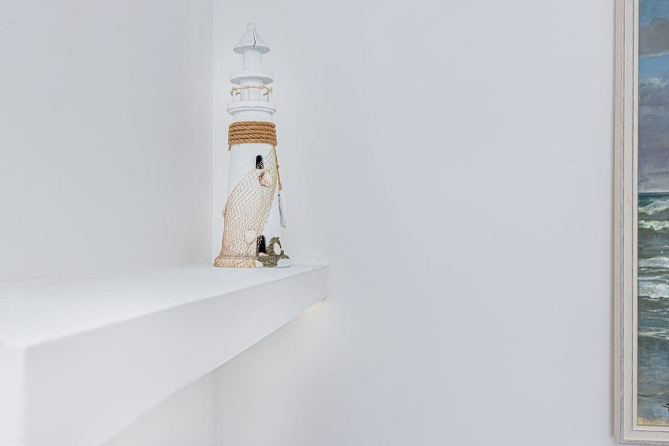 Decorative lighthouse.