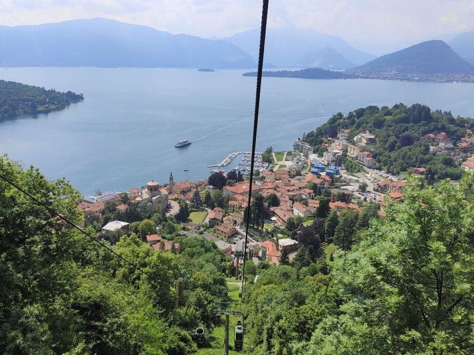 Water, Sky, Mountain, Ecoregion, Azure, Cloud, Tree, Highland, Natural Landscape, Lake