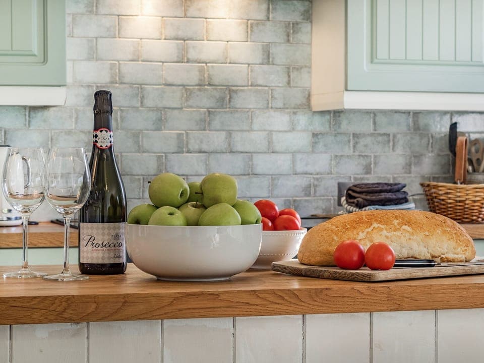 Kitchen | Horseshoes House, Saham Toney