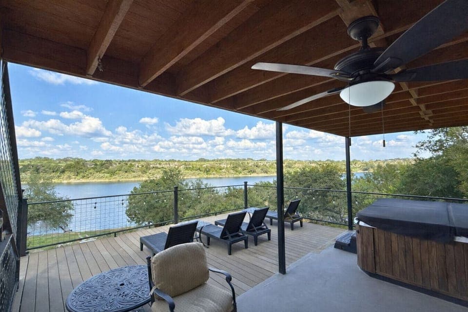 Relaxing sunset soaks in your private hot tub on Lake Travis in Spicewood