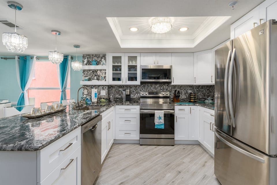 Fully equipped kitchen