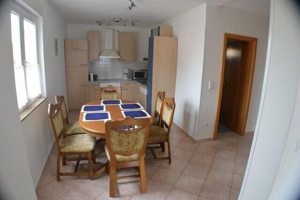 Kitchen + dining area
