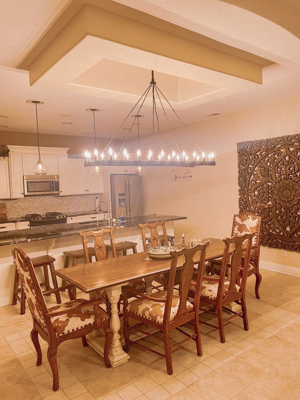 Dinning table 