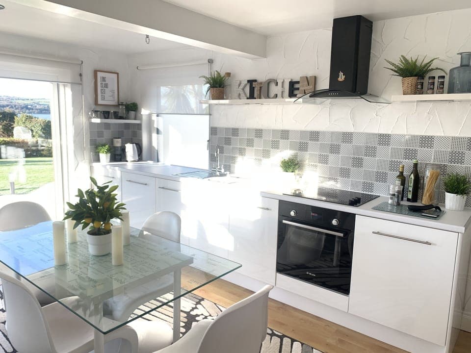 Breakfast with a seaview.