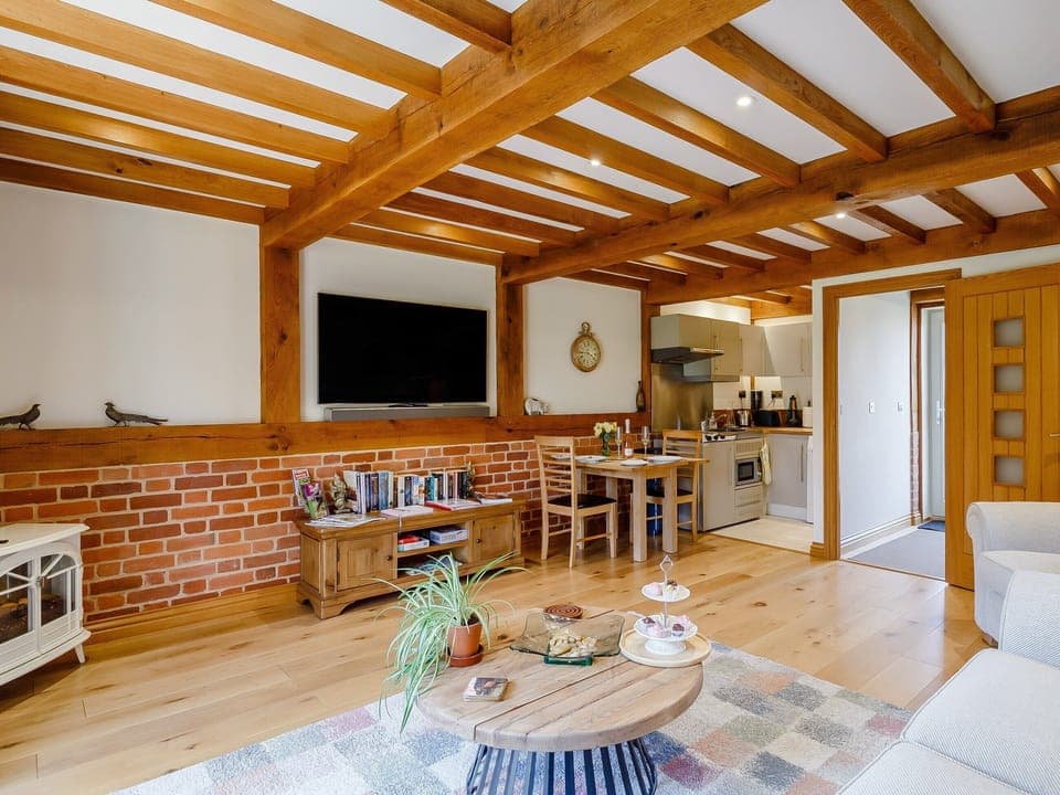 Living area | Granary Barn - Wash Farm Barns, Banham