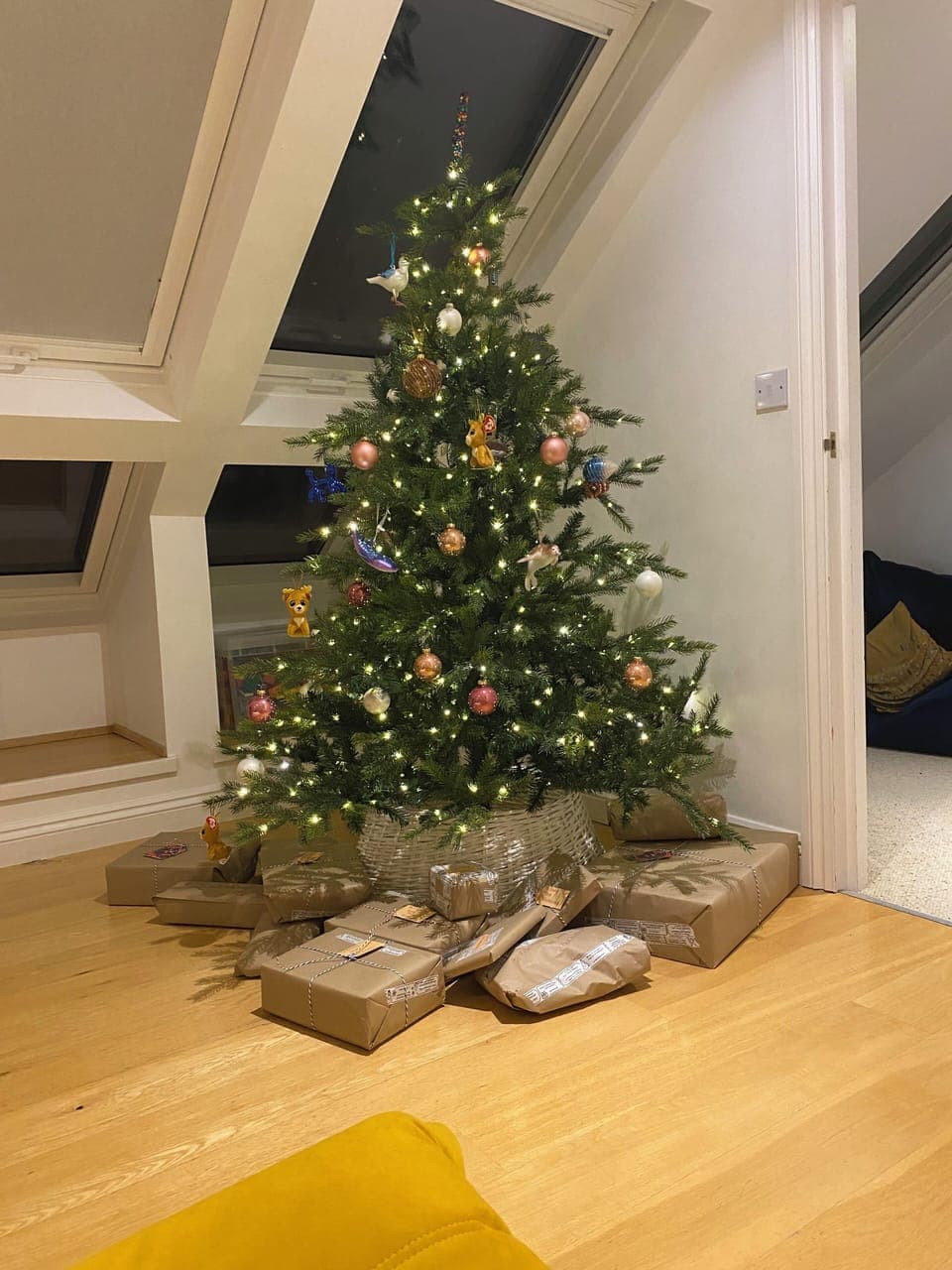 Porth Beach Cottage is perfect for spending Christmas with family and friends