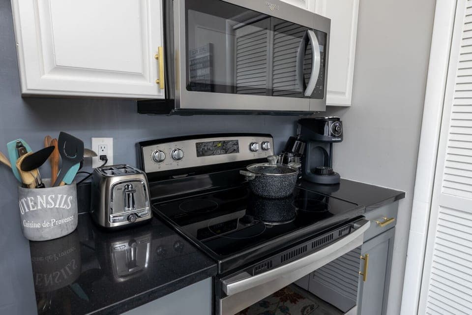 Full-size appliances for cooking