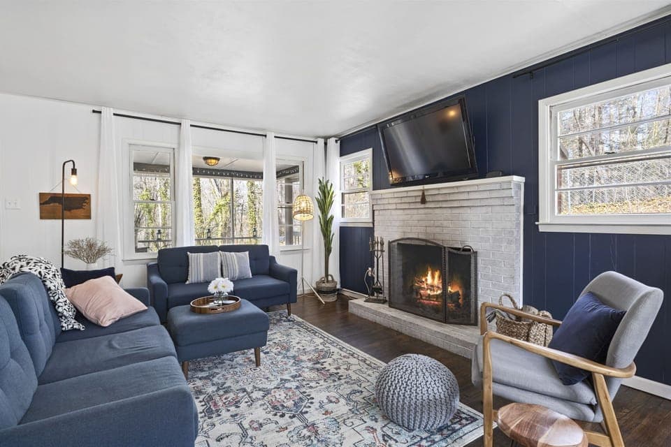 Your cozy hangout space to enjoy.  Grab a your favorite beverage and enjoy!