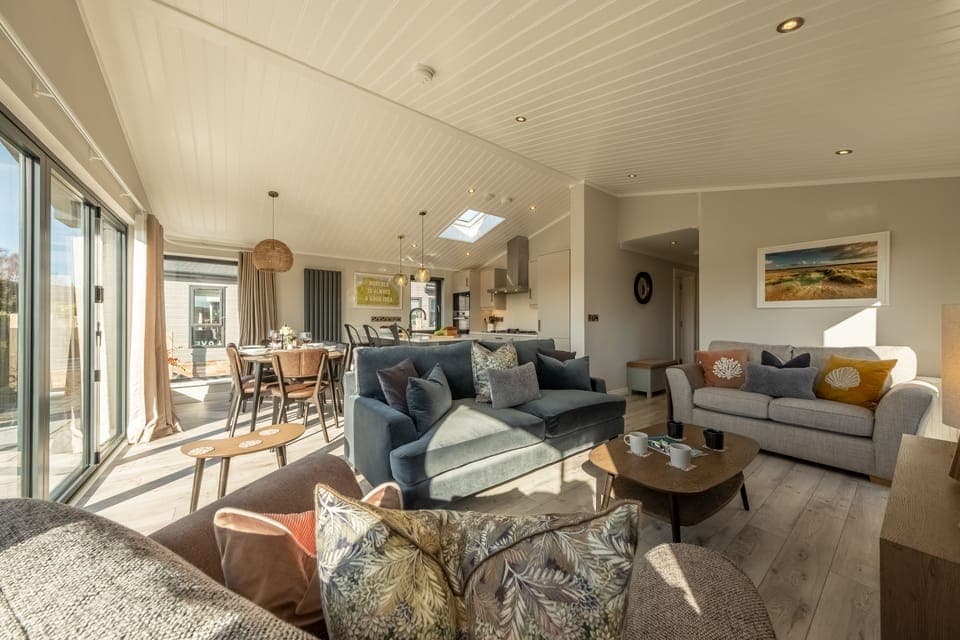 14 Westgate, Burnham Market: Bright and modern open plan interior