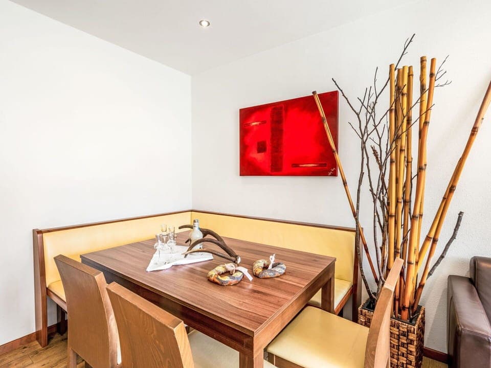 Furniture, Property, Table, Wood, Building, Chair, Interior Design, Comfort, Flooring, Floor