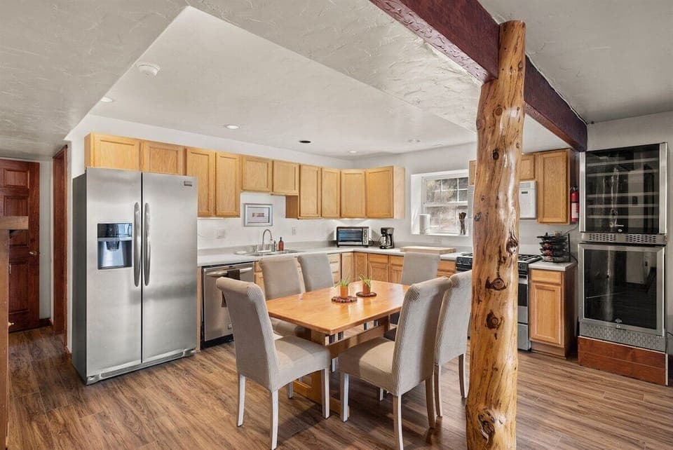 Downstairs kitchen
