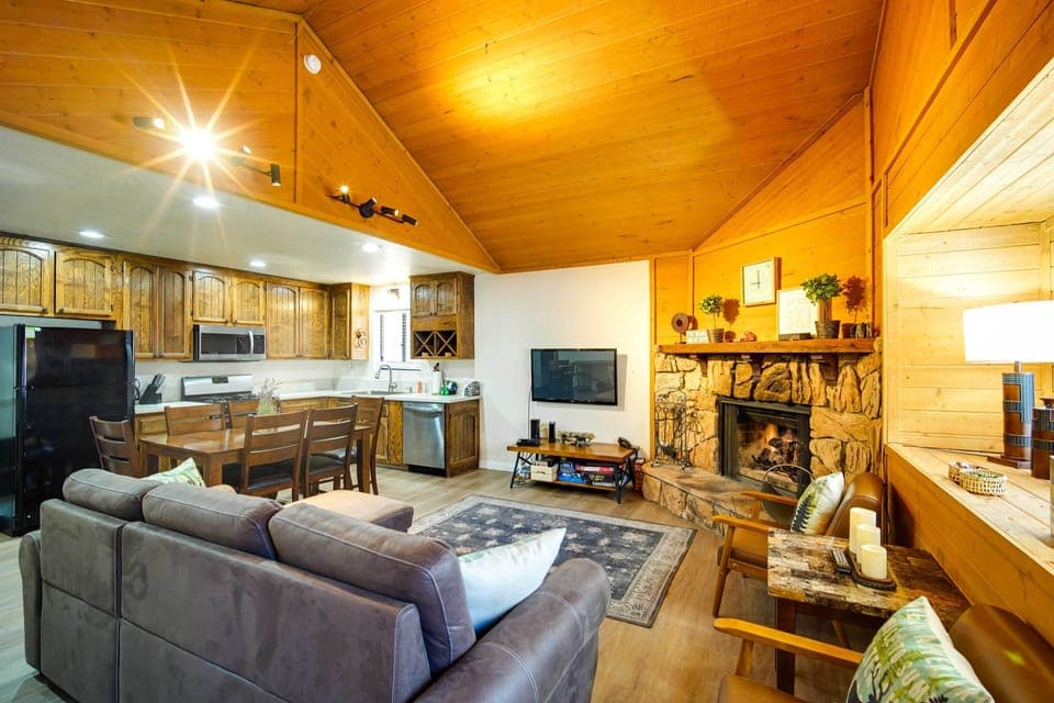 Living Room | Fireplace | Smart TVs | DVD Player