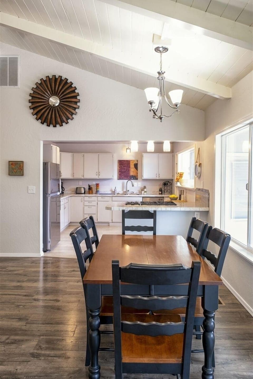 Riverview - Breaking bread with friends and family