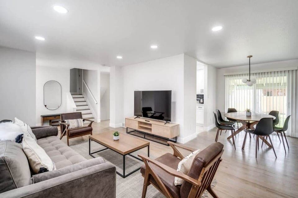 Bright interiors with a welcoming vibe