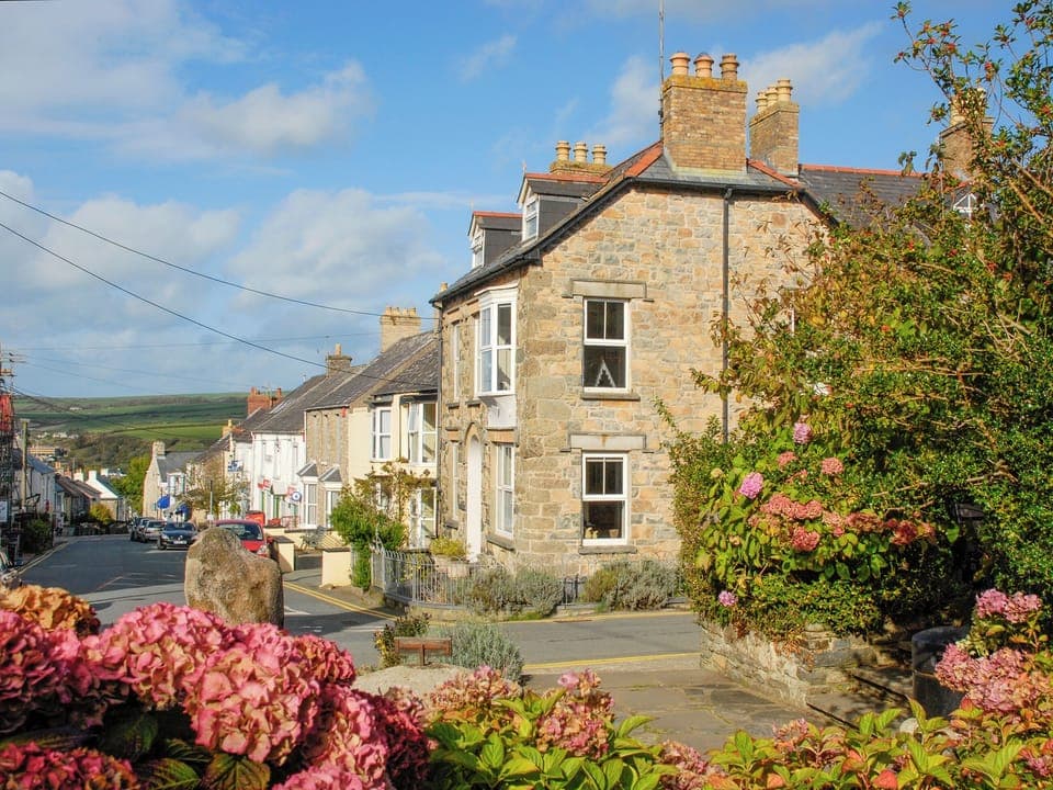 Exterior | Serendipity, Preseli Hills