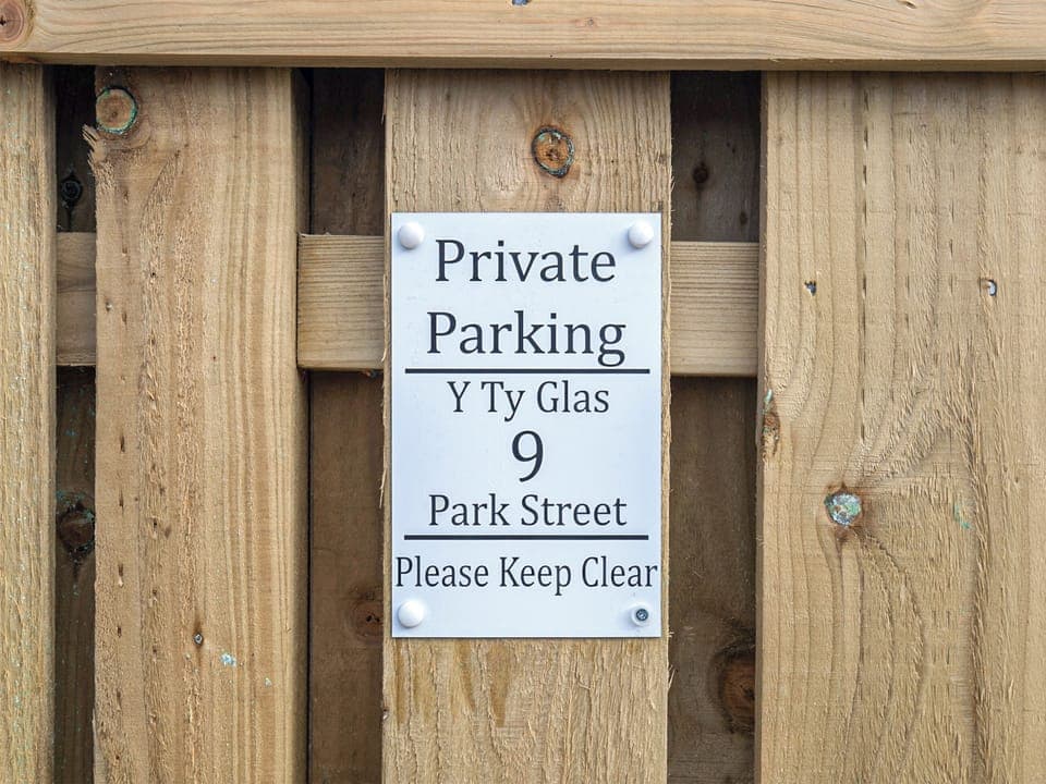 Interior | Y Ty Glas, New Quay