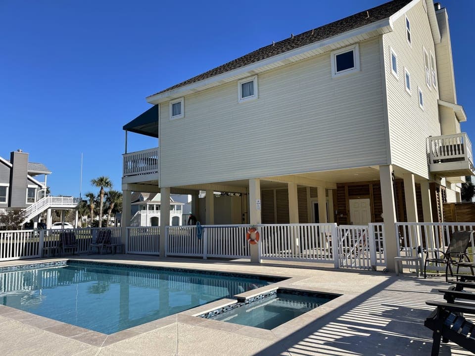 Welcome to the Beach Bandit!